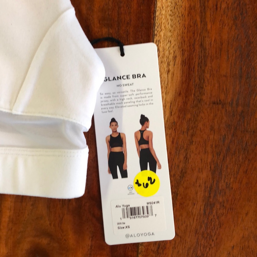 ALO Yoga Glance Bra - Picture 3 of 5